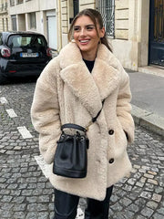 Guadalupe | Long faux fur coat