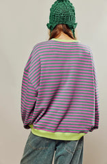 Women's striped oversized sweatshirt for casual chic