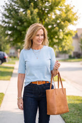 Emma - Cozy Minimalist Half-sleeve 100% Cotton T-shirt